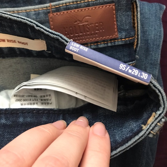 Low rise boot cut hollister jeans - Picture 2 of 2